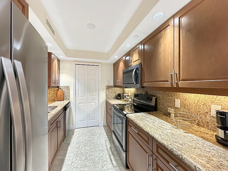 3000 N Ocean Dr #20B — Photo 12