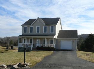 6205 Stone Ridge Dr, Dublin, VA 24084