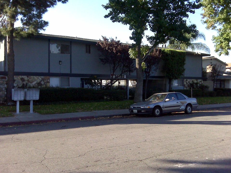 1st image of 4613 Canoga St #I