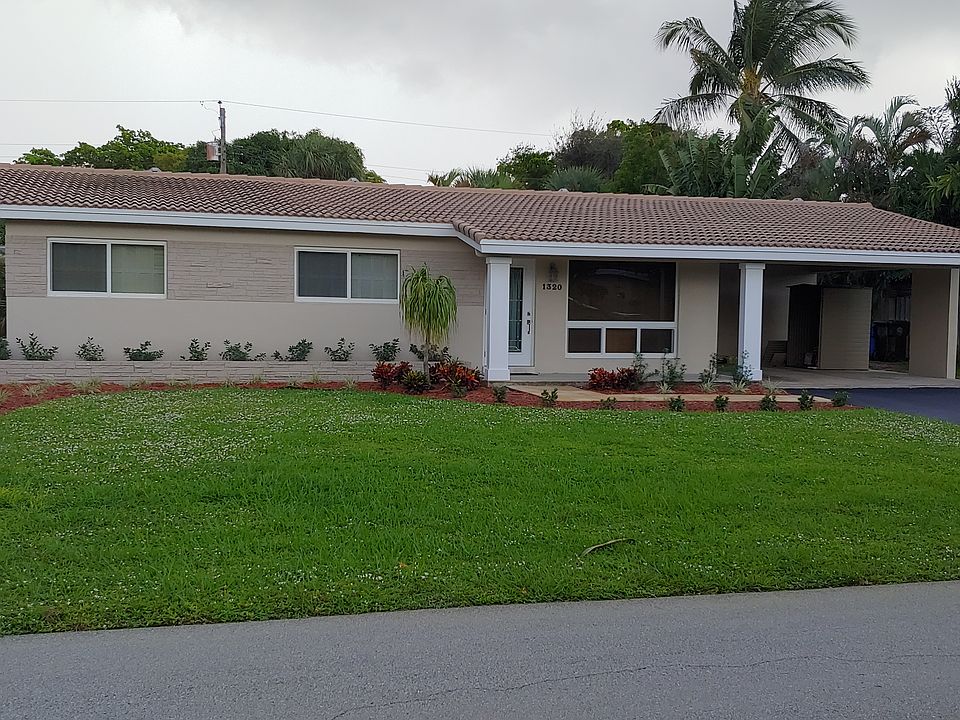 1st image of 1320 NE 42nd St