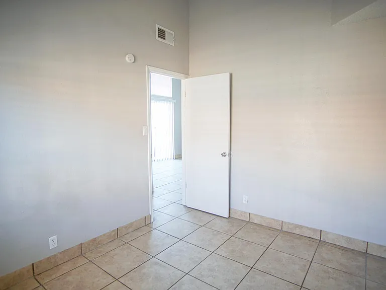 10202 Niagara Falls Pl — Photo 13
