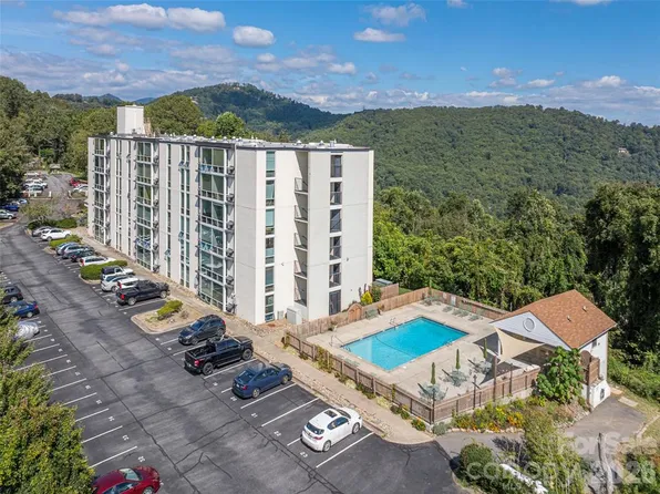 647 Town Mountain Rd, Asheville, NC