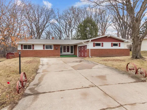 422 Eaton Street, Green Lake, WI 54941