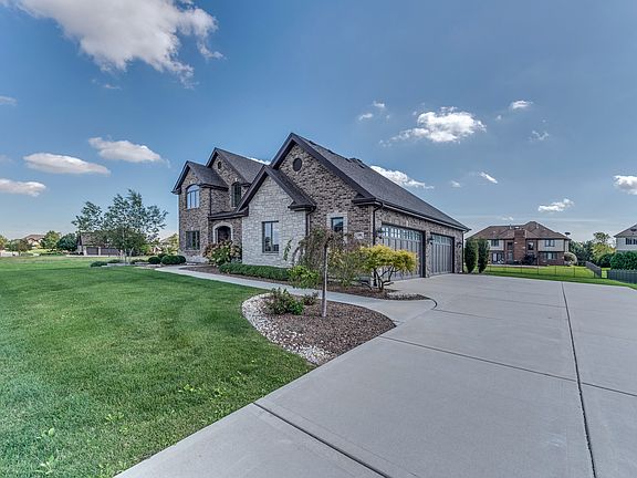 3rd image of 11951 Alana Ln