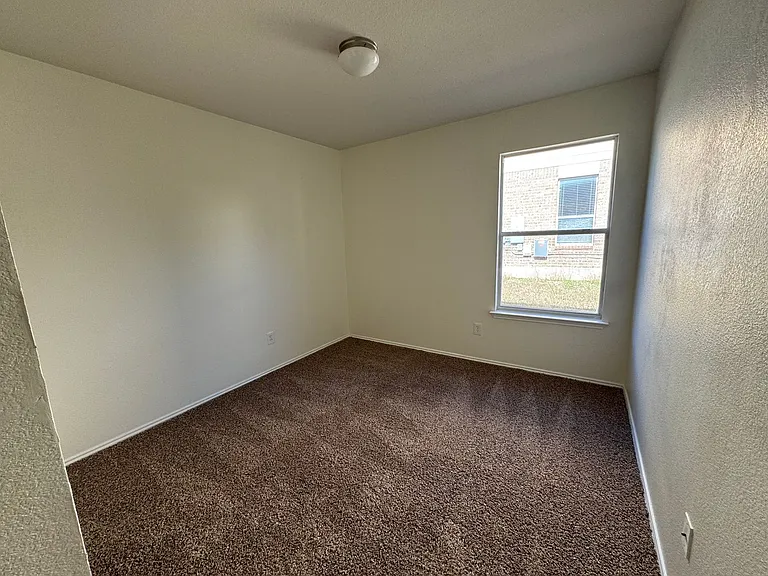 6206 Taree Loop — Photo 18