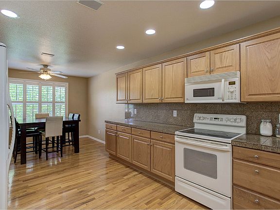Spacious Kitchen