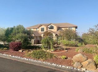 3340 Chesham St, Rescue, CA 95672