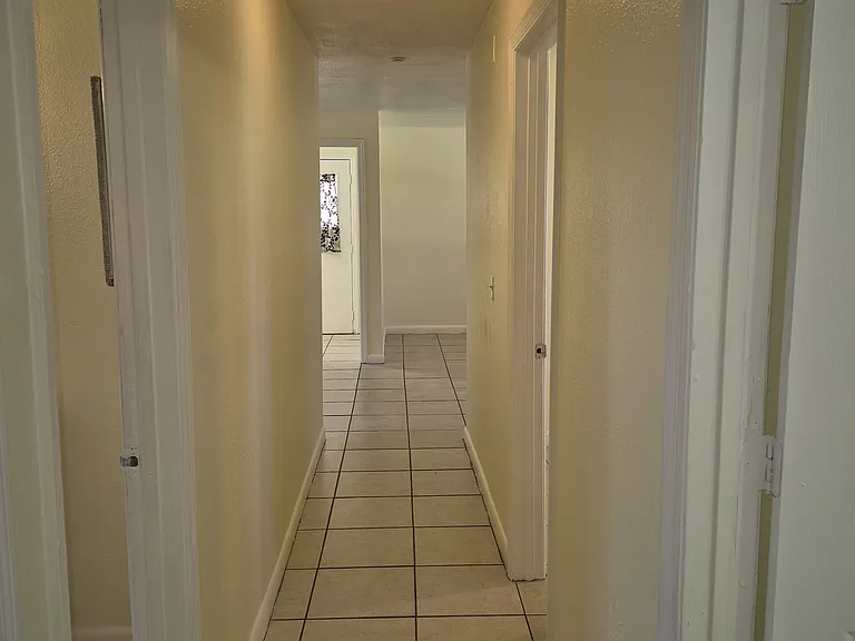 819 Cedar Dr — Photo 8