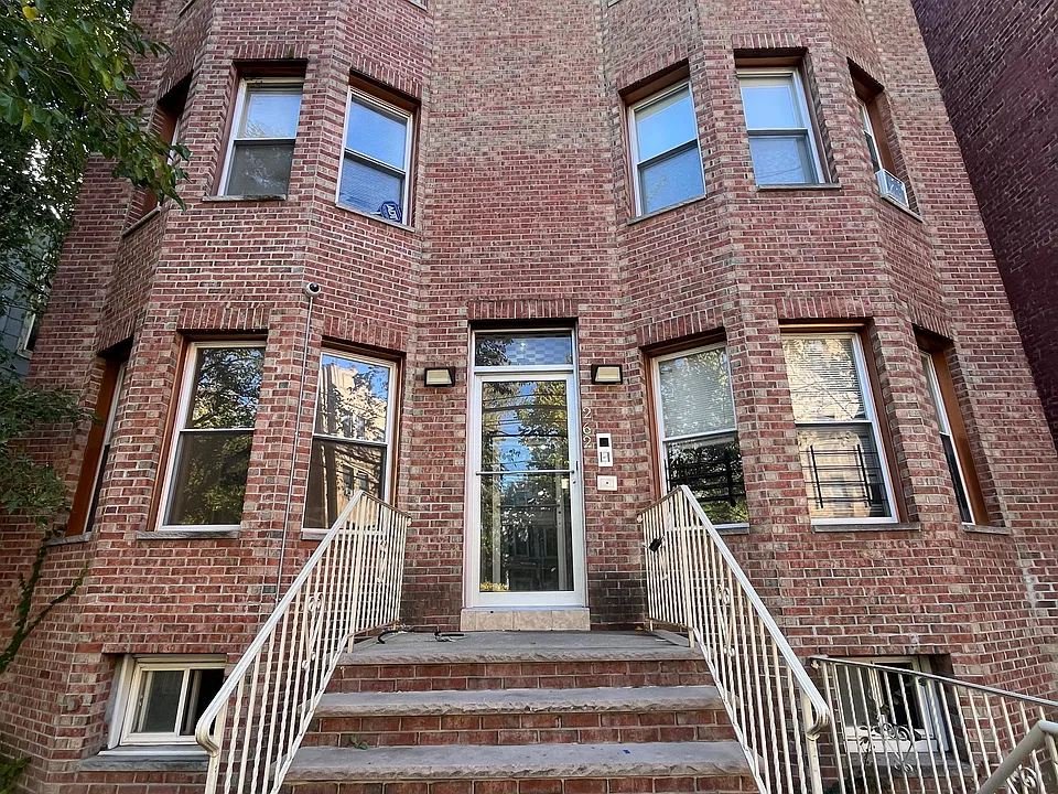 262 Bergen Ave #1