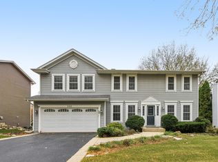 368 Pinoak Dr, Bartlett, IL