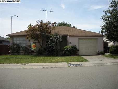 2nd image of 15787 Via Arroyo