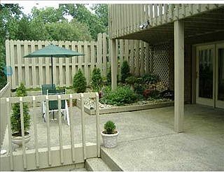 4th image of 1268 Maywood Dr