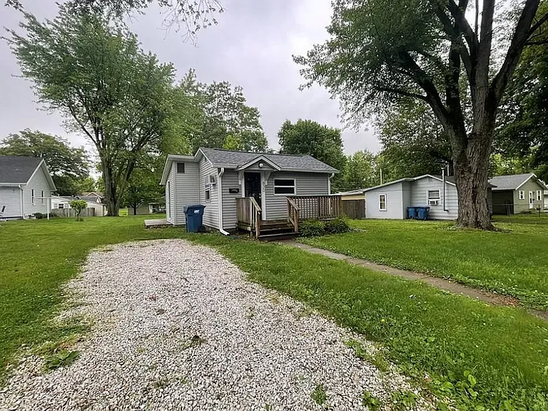 830 Harrison St — Photo 2