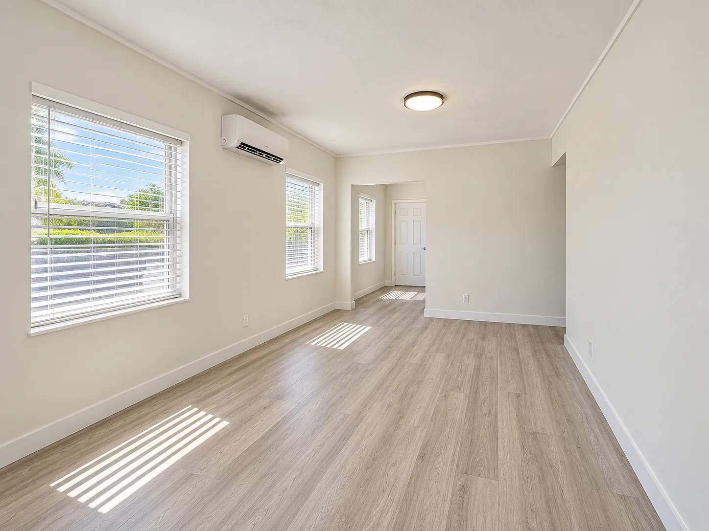2 bed, 1000 sqft, $1,950 — Photo 3