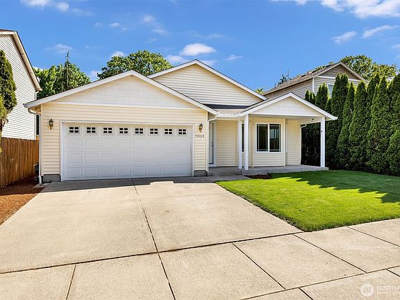 3rd image of 11023 NE 47th Street