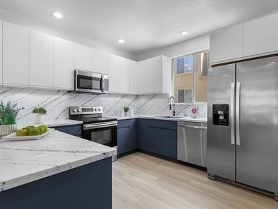 1690 Civic Center Dr APT 402, Santa Clara, CA, 95050