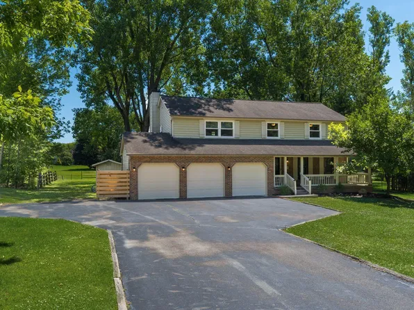 185 Lookout Ln SW, Pataskala, OH 43062
