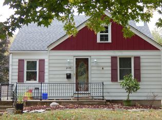 2135 S Whittier Ave, Springfield, IL 62704