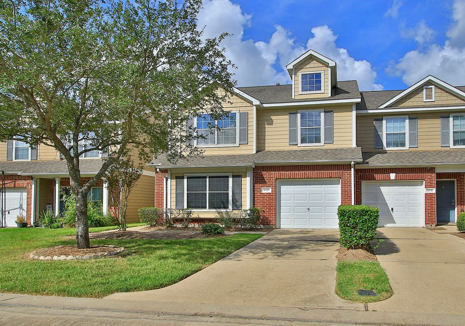 For Lease | 3 Bed, 2.5 Bath | 1,975 Sq Ft | Hanover Community | — Photo 1