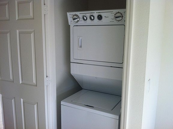 3rd image of 7231 Hamilton Rd