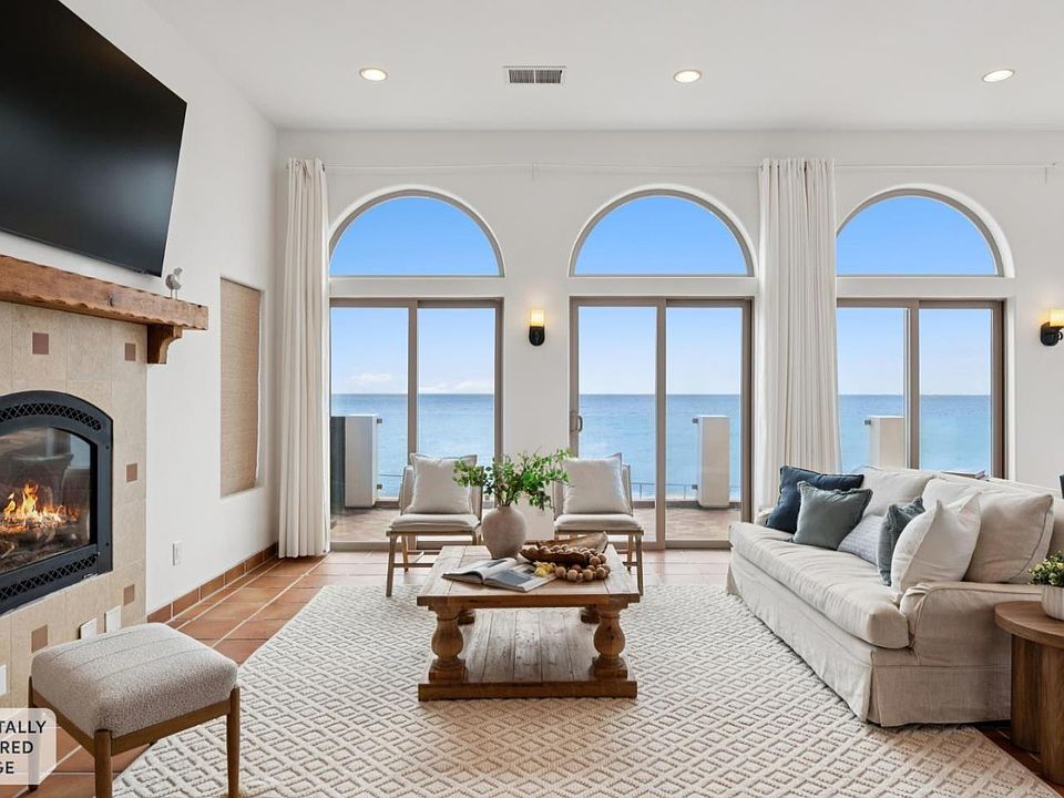 1st image of 1669 Beach Blvd