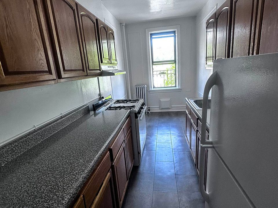 2nd image of 85-11 Elmhurst Ave #2B