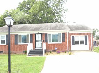 4 Trail St, Hampton, VA 23669