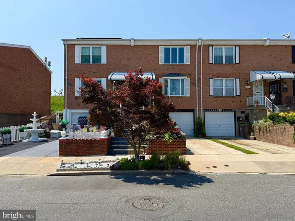 8039 Mars Pl, Philadelphia, PA 19153
