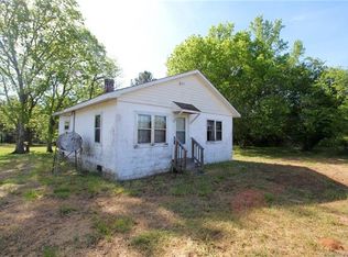 133 Oakwood Dr, Lilesville, NC 28091