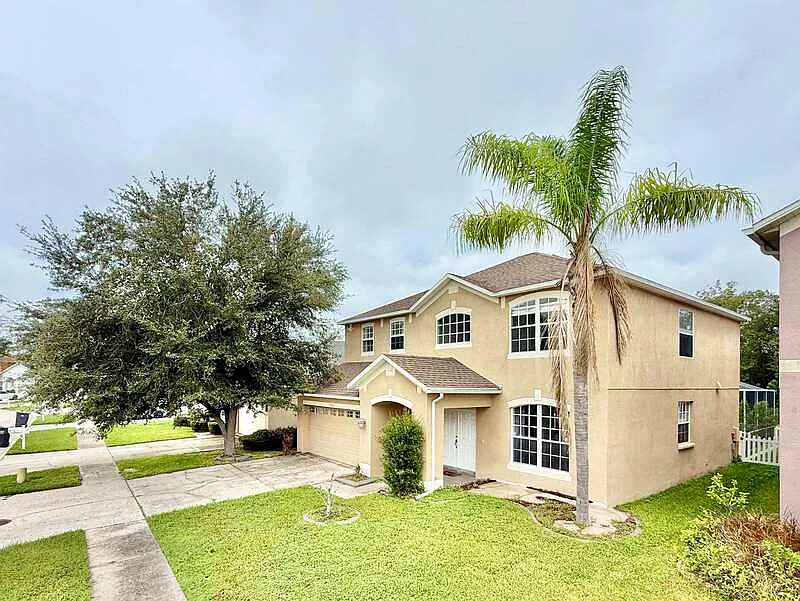 4 bed, 3.0 bath, 2516 sqft, $3,095 — Photo 4