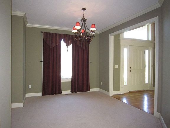 4th image of 23623 W 52nd Ter