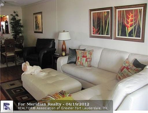 4th image of 3100 NE 49th St APT 609