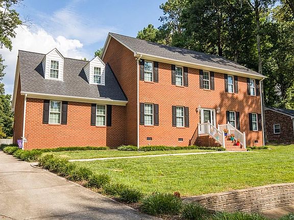 2nd image of 9278 Tadcaster Cir