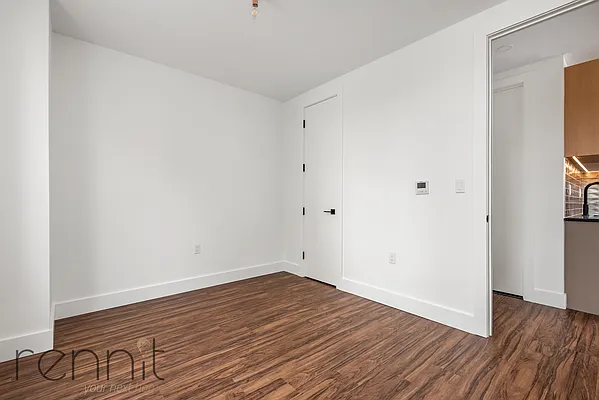 Rented by Rennit Inc. | media 9