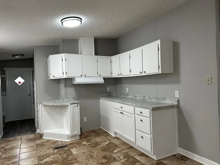 4921 Sand Mine Dr — Photo 15