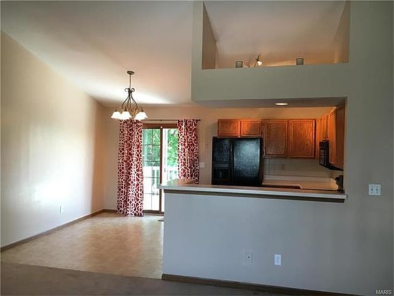 4th image of 61 Mallard Pointe Dr