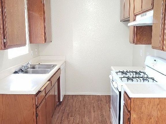 5th image of 12935 Roselle Ave APT 6