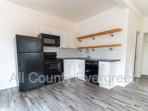 2nd image of 21212 119th St E #3