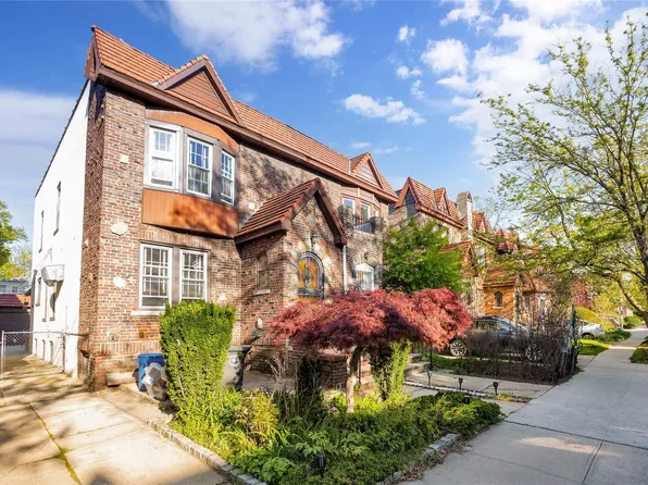 45-45 215th Place, Bayside, NY 11361
