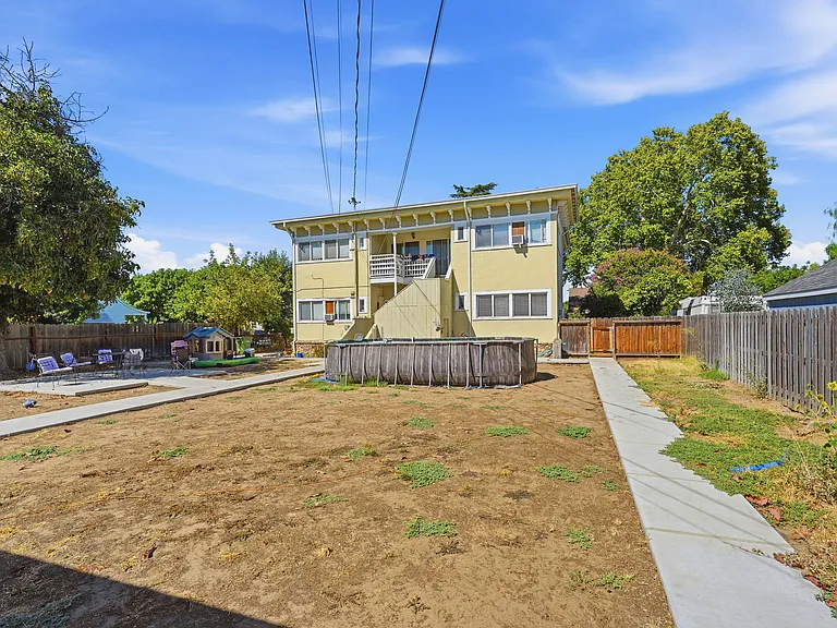 334 N Broadway Ave #334 — Photo 6