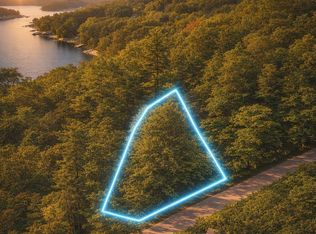 0 Hawk Mountain Rd, Lake Toxaway, NC 28747