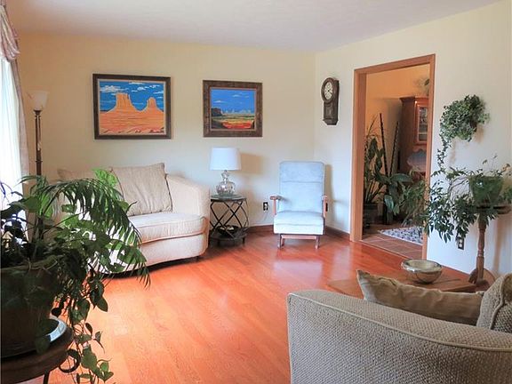4th image of 1620 Wildwood Ct