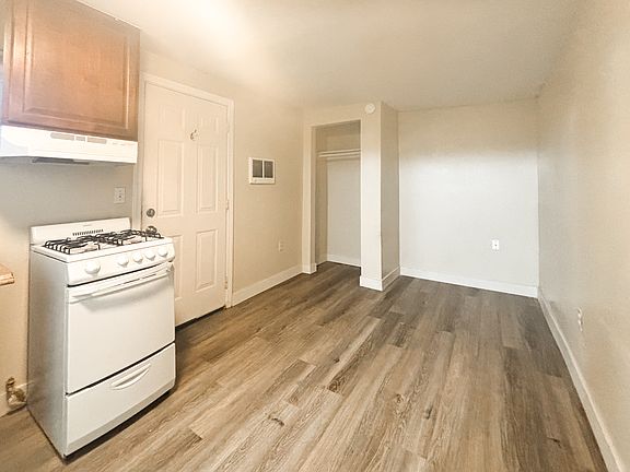 4th image of 3819 36th St
