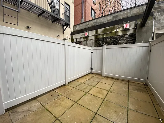 Rented by Bold Marketing | media 14