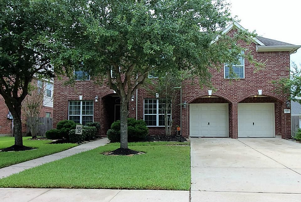 1st image of 1610 White Willow Ln