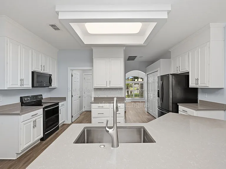 15601 Grays Harbor Way — Photo 18