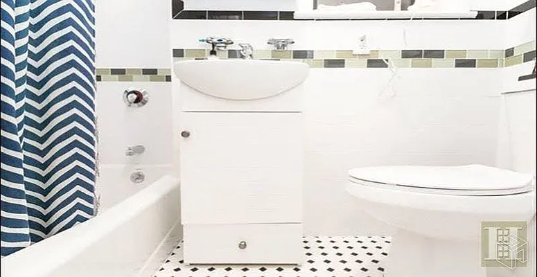 Rented by Halstead Real Estate | media 8