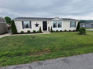 2 Sam St, Carrollton, KY 41008