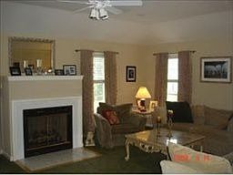 3rd image of 14 Holstein Dr