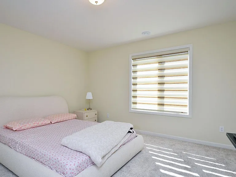 1939 Mulberry Ln — Photo 11